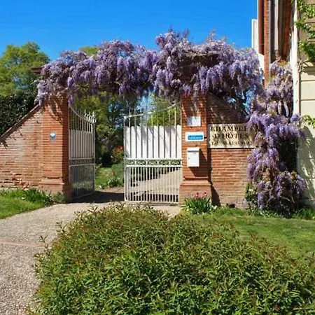 Chambres D'hotes Au Chateau Bed & Breakfast 3*